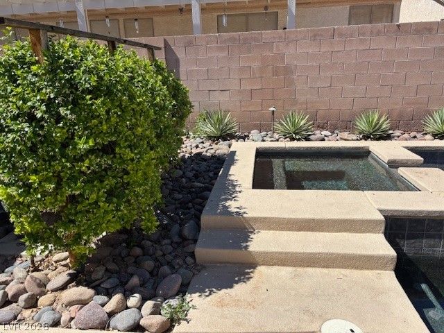 7545 Coral River Drive, Las Vegas, NV 89131