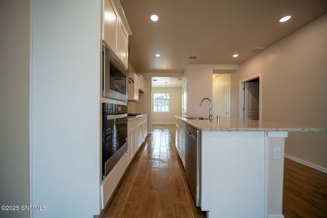 5048 Trumbull Drive, Las Cruces, NM 88012