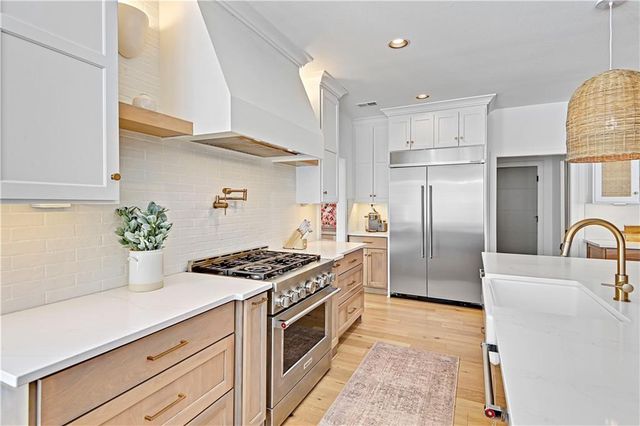 17029 King Street, Overland Park, KS 66221