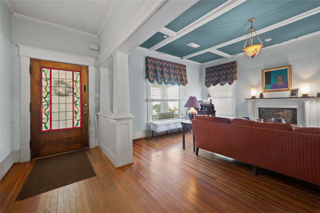 603 Welch Street, Houston, TX 77006