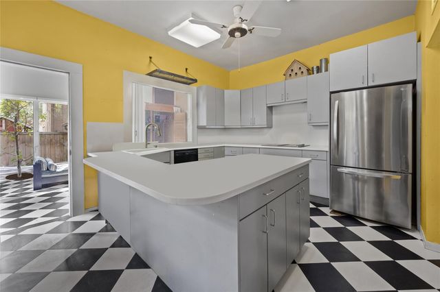 603 Welch Street, Houston, TX 77006