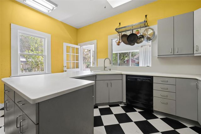 603 Welch Street, Houston, TX 77006