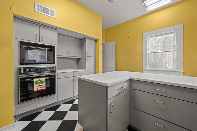603 Welch Street, Houston, TX 77006