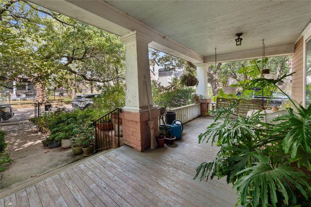603 Welch Street, Houston, TX 77006