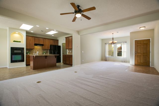 1047 Prairie Zinnia Drive, Bernalillo, NM 87004