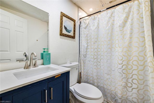 2012 Wright ST, Fort Myers, FL 33916
