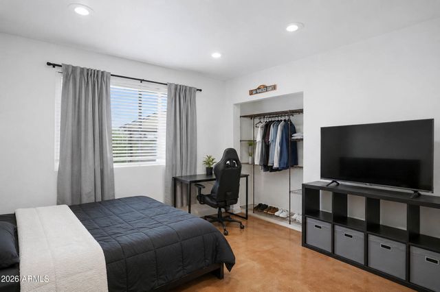 817 W ROMO JONES Street, Tempe, AZ 85281