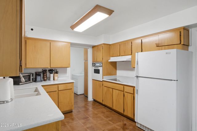 817 W ROMO JONES Street, Tempe, AZ 85281