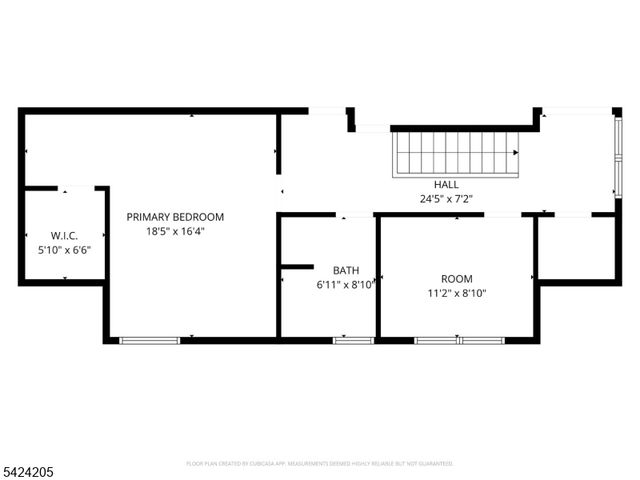 80 Washington Pl, Totowa Boro, NJ 07512
