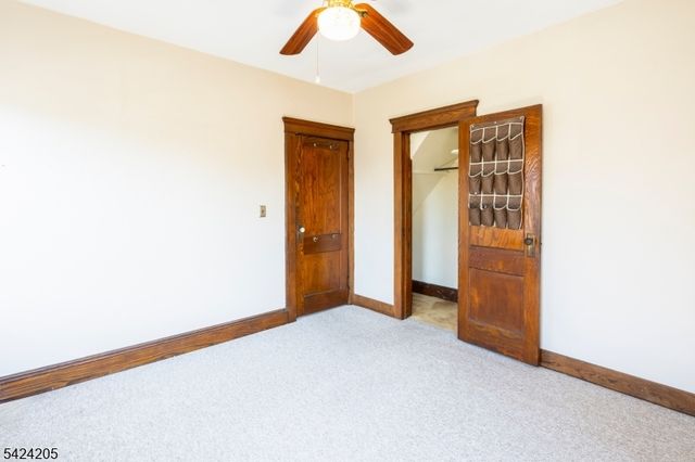 80 Washington Pl, Totowa Boro, NJ 07512