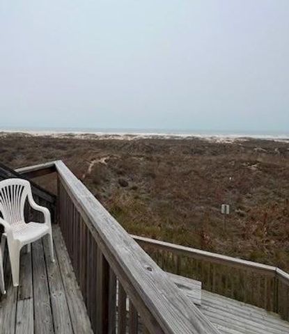 305 Private Road 640 50, Matagorda, TX 77457