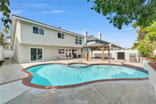 56 Monticello, Irvine, CA 92620