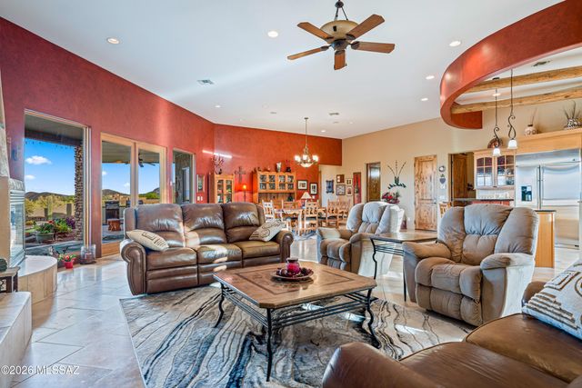 1540 N Saguaro Cliffs Court, Tucson, AZ 85745