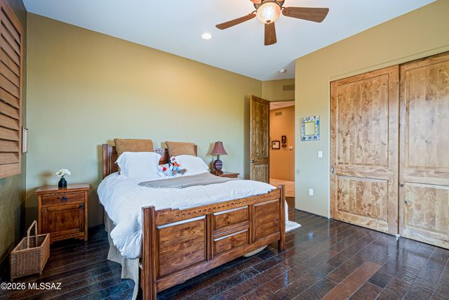 1540 N Saguaro Cliffs Court, Tucson, AZ 85745