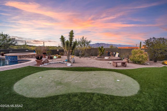 1540 N Saguaro Cliffs Court, Tucson, AZ 85745