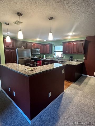 9584 W Plantation Lane, Crystal River, FL 34429