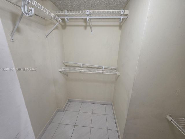 5500 W 21st Court 306, Hialeah, FL 33016