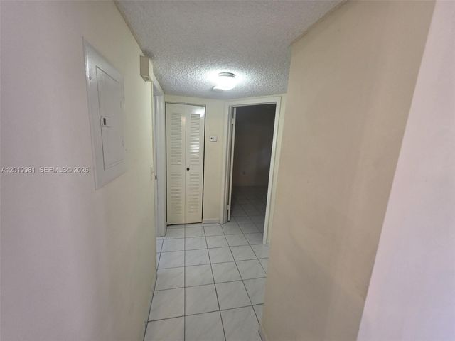 5500 W 21st Court 306, Hialeah, FL 33016