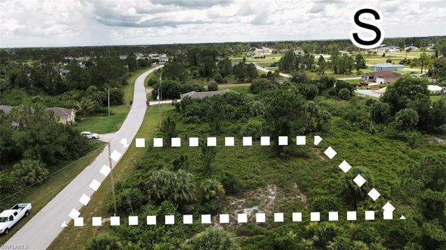 752 Gallo AVE S, Lehigh Acres, FL 33974