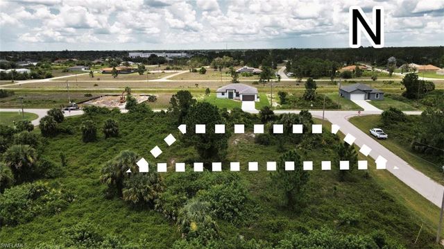 752 Gallo AVE S, Lehigh Acres, FL 33974