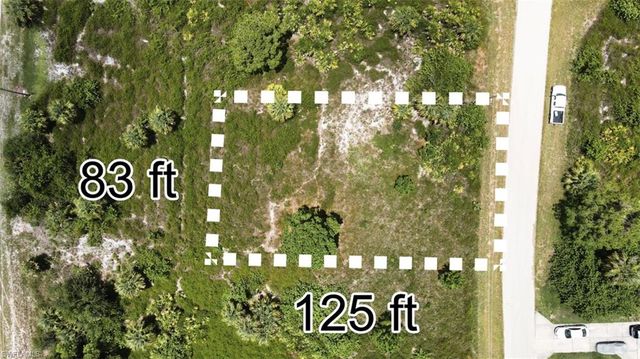 752 Gallo AVE S, Lehigh Acres, FL 33974