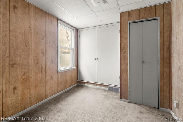 6488 Vaughan Street, Detroit, MI 48228