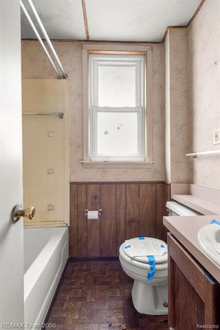 6488 Vaughan Street, Detroit, MI 48228