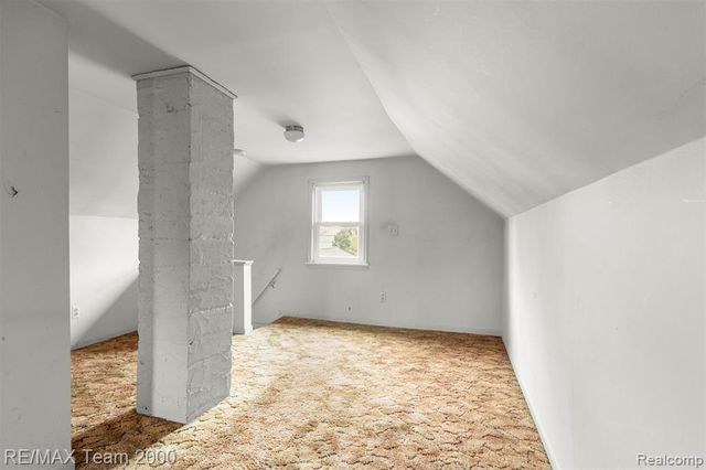 6488 Vaughan Street, Detroit, MI 48228