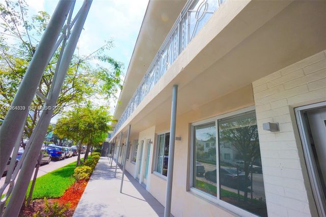 801 15th Street 102, Miami Beach, FL 33139