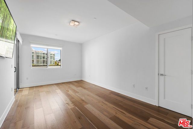7133 Hawthorn Avenue PH6, Los Angeles, CA 90046