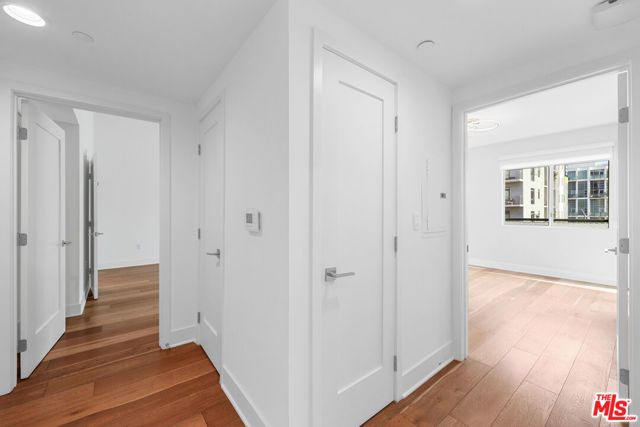 7133 Hawthorn Avenue PH6, Los Angeles, CA 90046