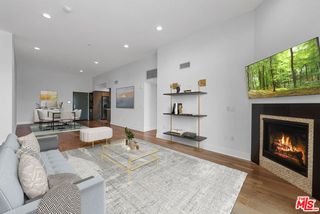7133 Hawthorn Avenue PH6, Los Angeles, CA 90046