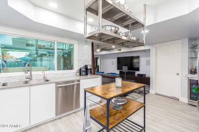 3531 E BECKER Lane, Phoenix, AZ 85028