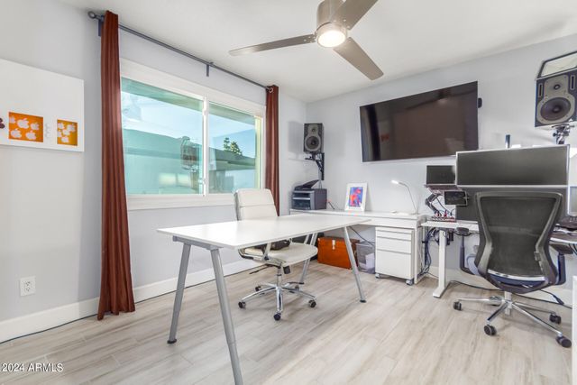 3531 E BECKER Lane, Phoenix, AZ 85028
