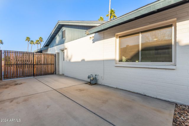 3531 E BECKER Lane, Phoenix, AZ 85028