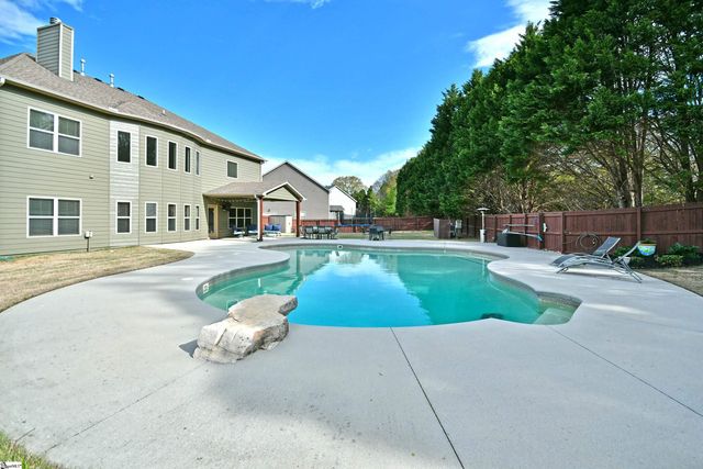 229 Tea Olive Place, Simpsonville, SC 29680