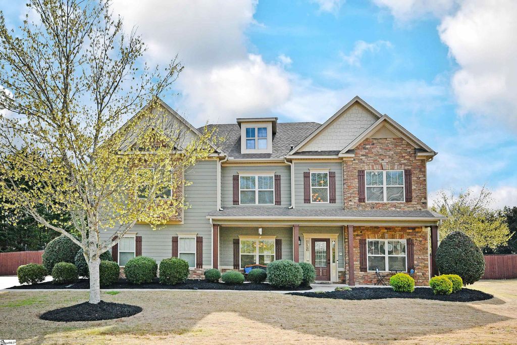 229 Tea Olive Place, Simpsonville, SC 29680