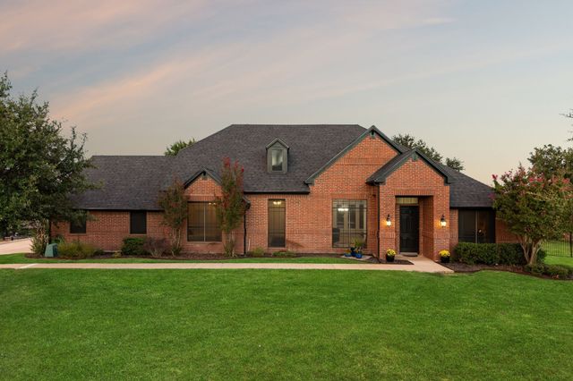 10500 Los Rios Drive, Fort Worth, TX 76179