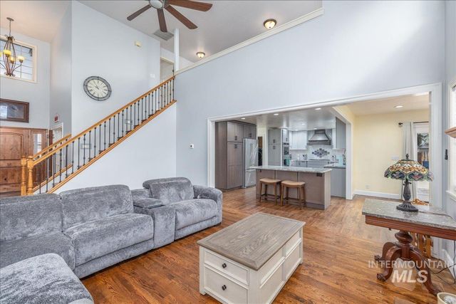 3534 N Summerpark Ave, Meridian, ID 83646