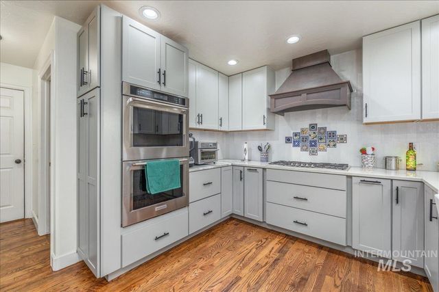 3534 N Summerpark Ave, Meridian, ID 83646