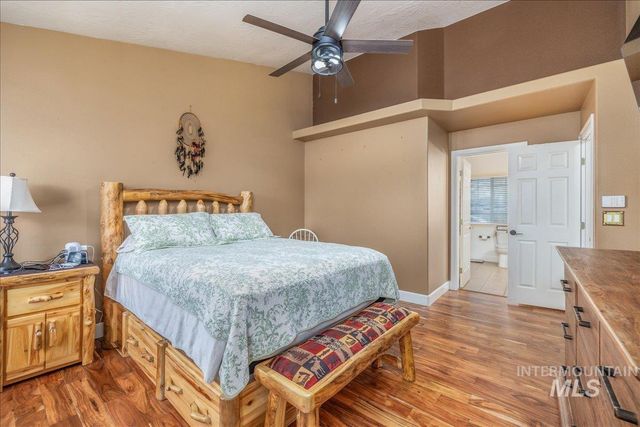 3534 N Summerpark Ave, Meridian, ID 83646