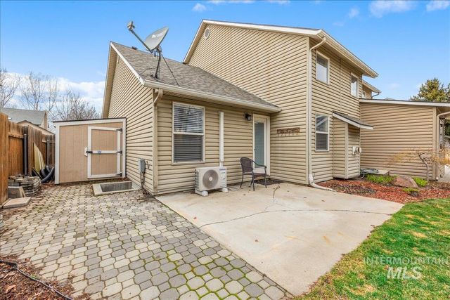 3534 N Summerpark Ave, Meridian, ID 83646