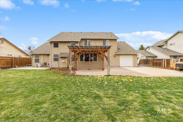 3534 N Summerpark Ave, Meridian, ID 83646