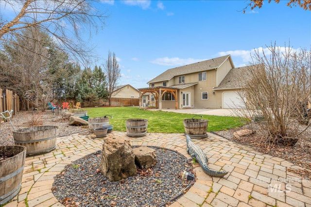 3534 N Summerpark Ave, Meridian, ID 83646