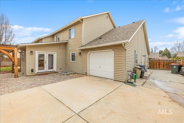 3534 N Summerpark Ave, Meridian, ID 83646