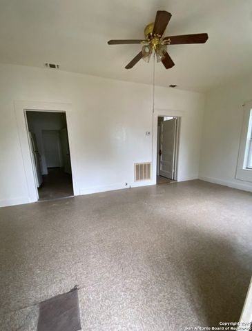 1221 Center, San Antonio, TX 78202