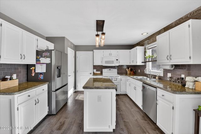 6755 Cloister Court, Toledo, OH 43617