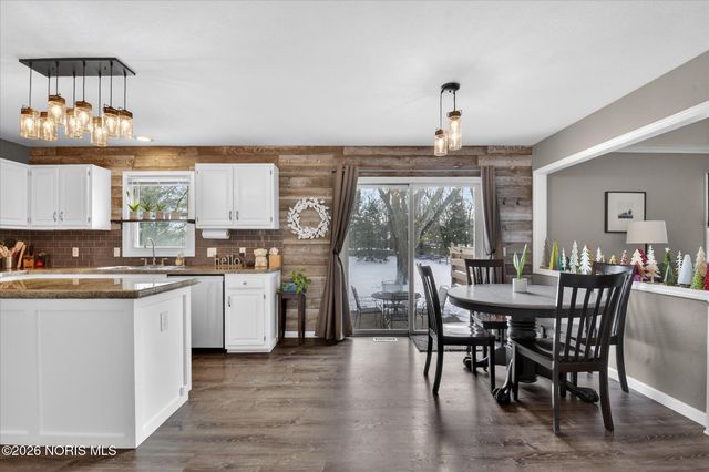 6755 Cloister Court, Toledo, OH 43617