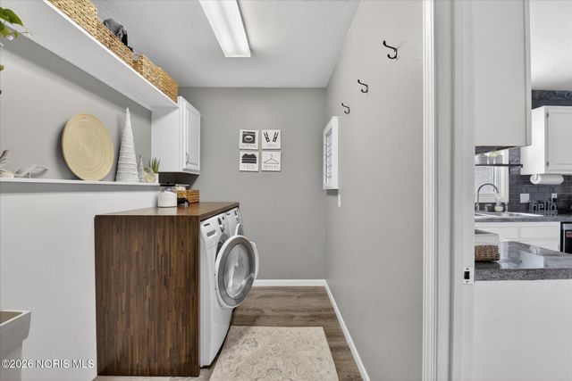 6755 Cloister Court, Toledo, OH 43617