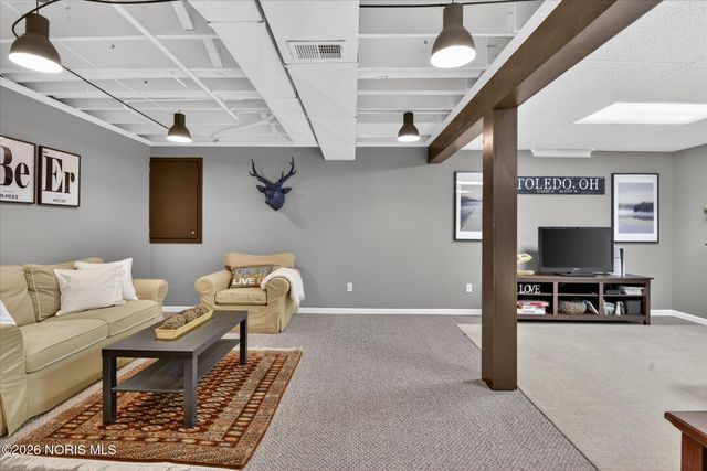 6755 Cloister Court, Toledo, OH 43617